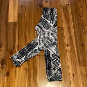 Lululemon 7/8 workout Pants